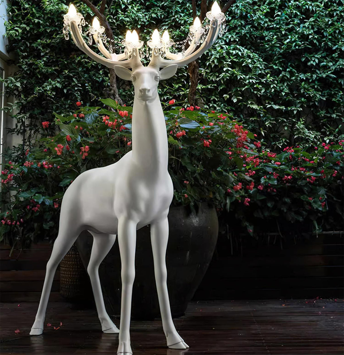 Stag Skulptur Stehleuchte