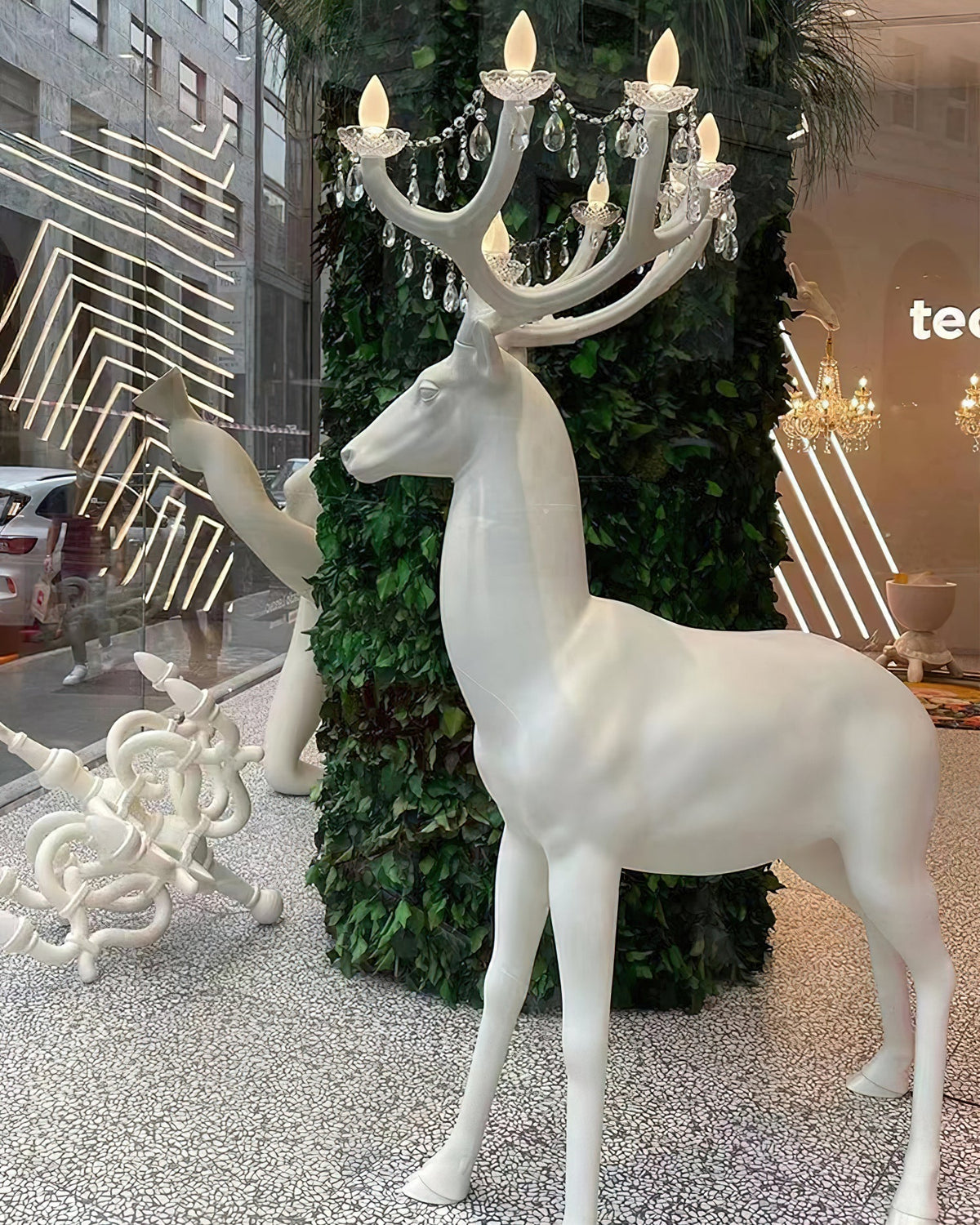 Stag Skulptur Stehleuchte