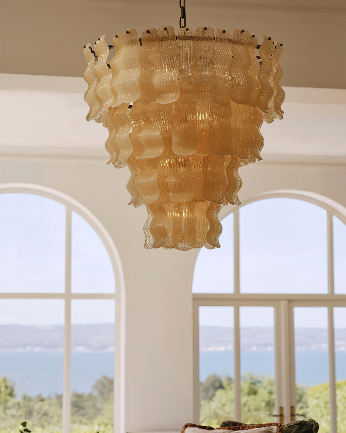 Viraiian Textured Wave Kronleuchter