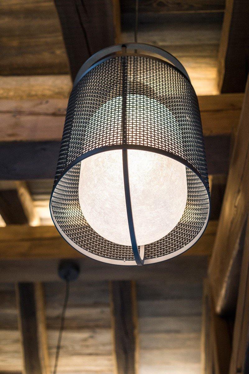 Meren Pendelleuchte aus Messing im Netz-Zylinder-Design für den industriellen Look