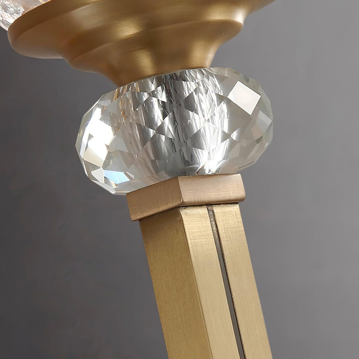 Elyisora Wandleuchte Messing Kristall Elegant