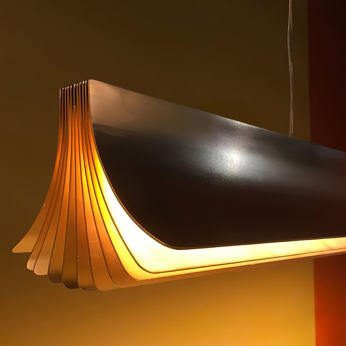 Bivane zeitgenössische minimalistische Pendelleuchte