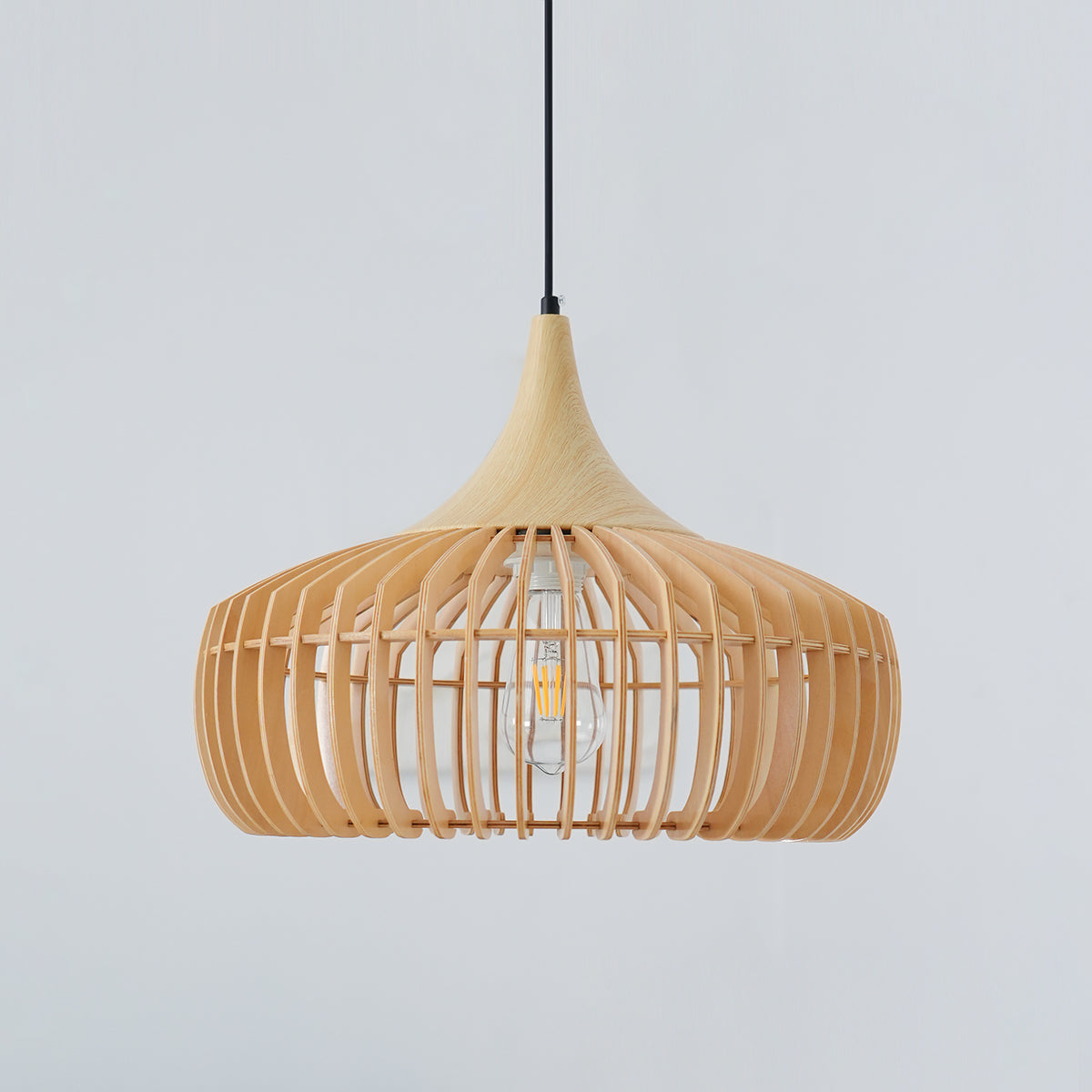 Vexo Pendelleuchte aus natürlichem Bambus-Rattan
