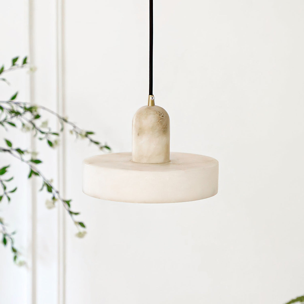 Avenorine Disc Orb Alabaster Pendelleuchte