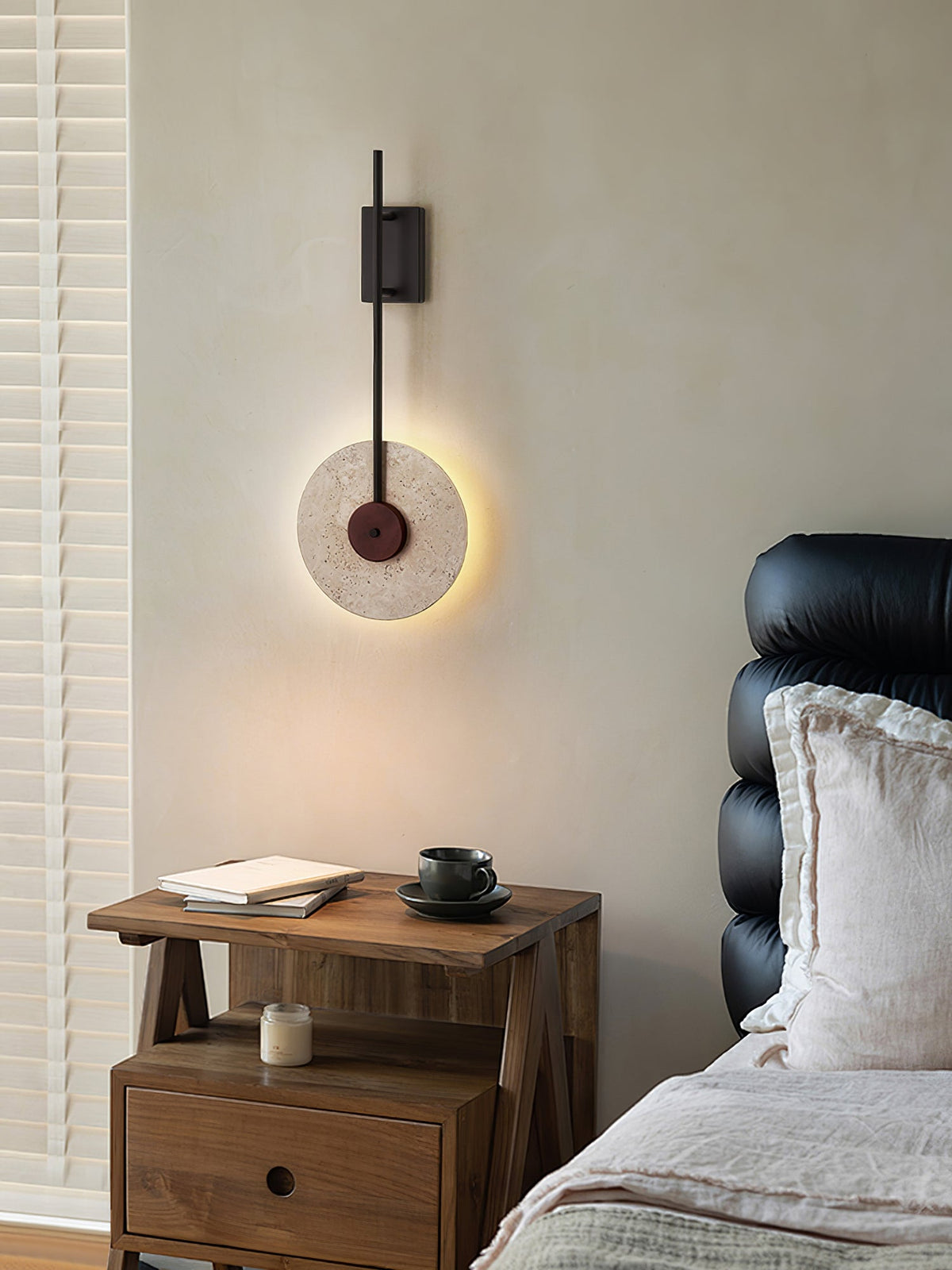 Elysia Travertine-Wandleuchte