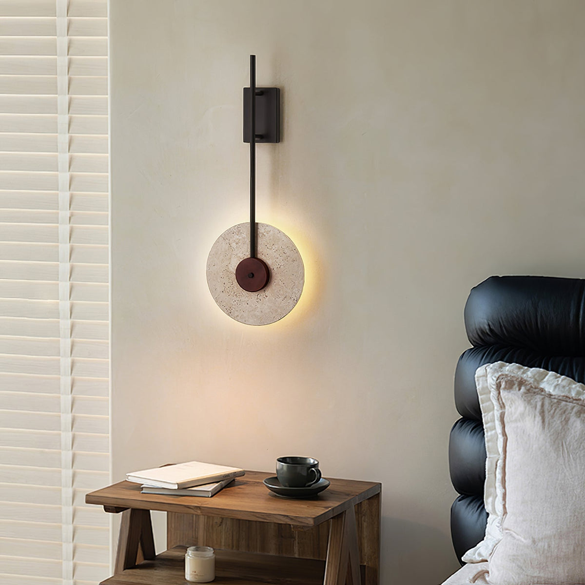 Elysia Travertine-Wandleuchte