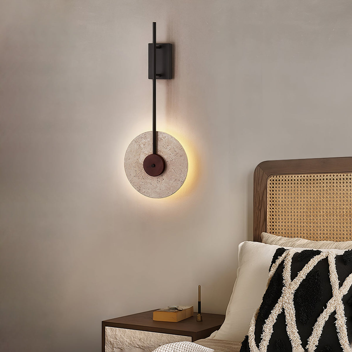 Elysia Travertine-Wandleuchte