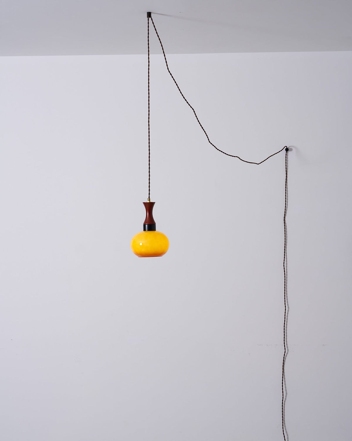 Chara Plug-In-Pendelleuchte