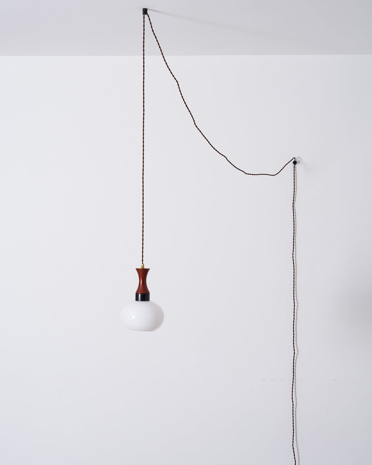 Chara Plug-In-Pendelleuchte