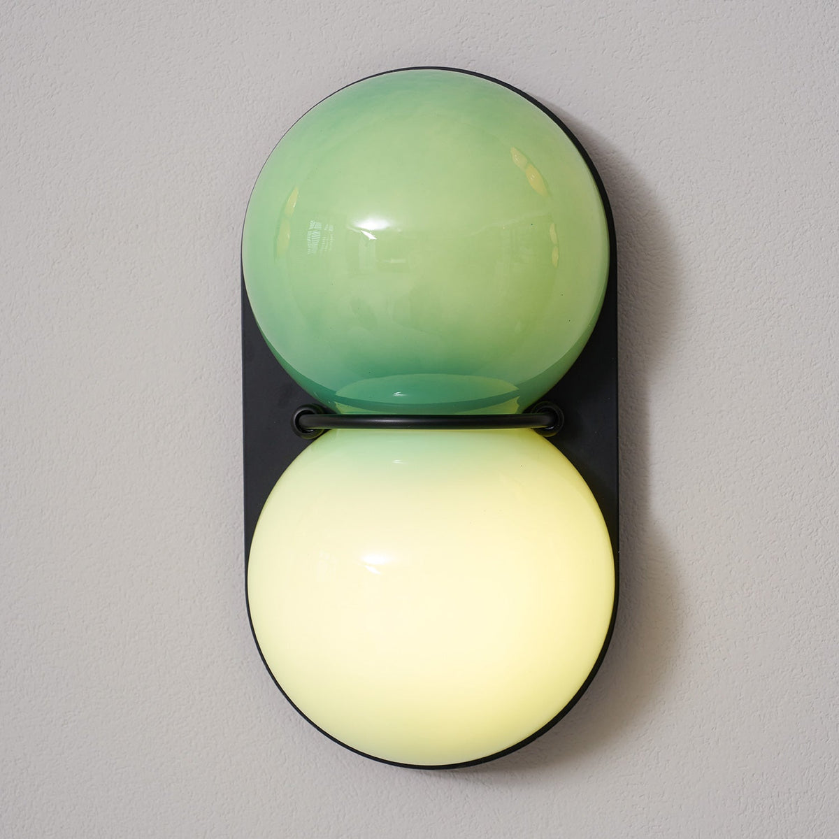 Two Kugeln aus Glas Wandleuchte