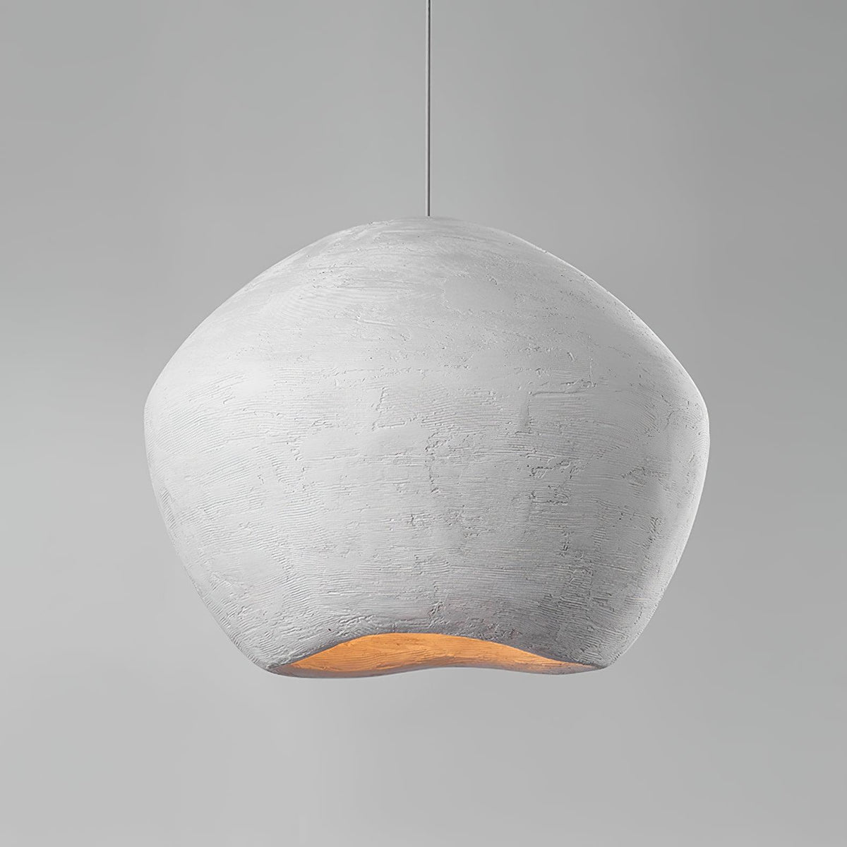 Aursore zeitgenössische minimalistische nordische Pendelleuchte aus Verbundmaterial mit Kuppeldesign