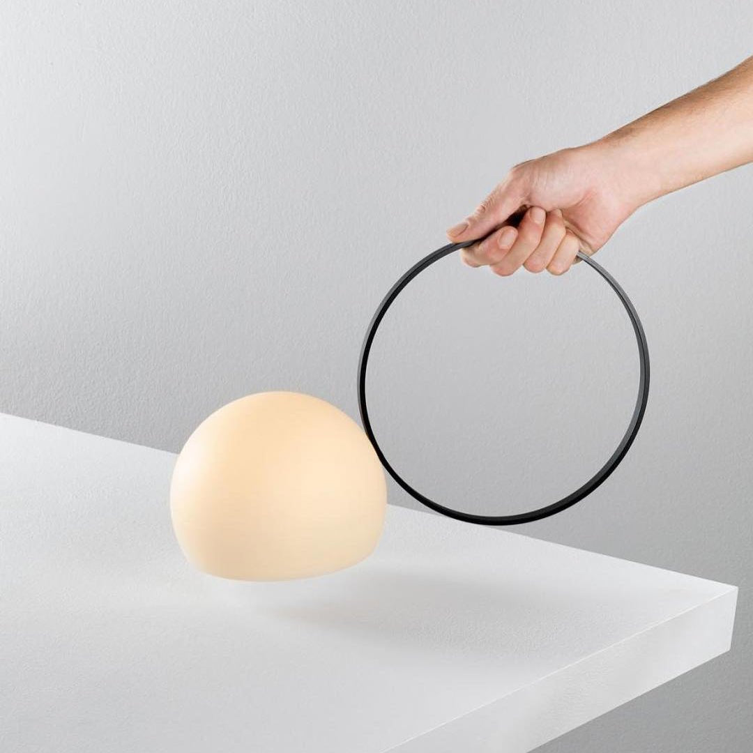 Cooper Minimalistische Tischleuchte