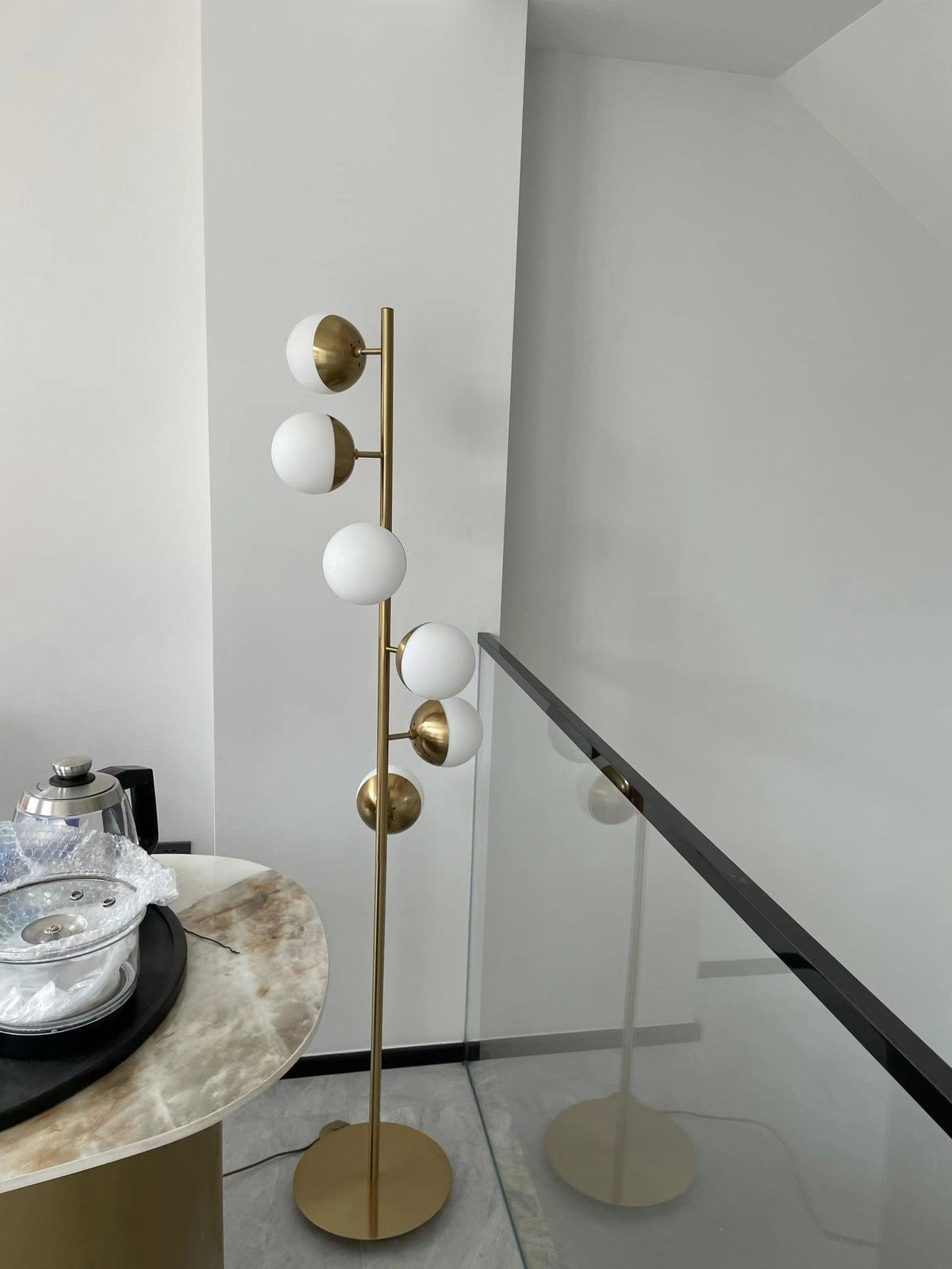 Myliryre Mid-Century-Stil Messing Stehleuchte
