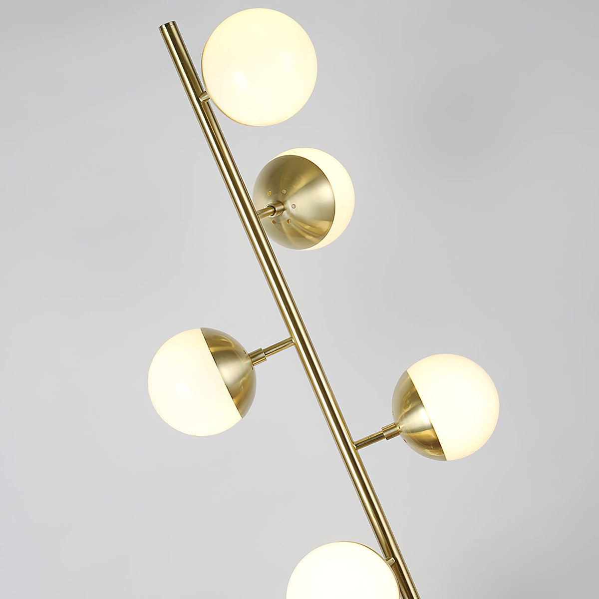 Myliryre Mid-Century-Stil Messing Stehleuchte