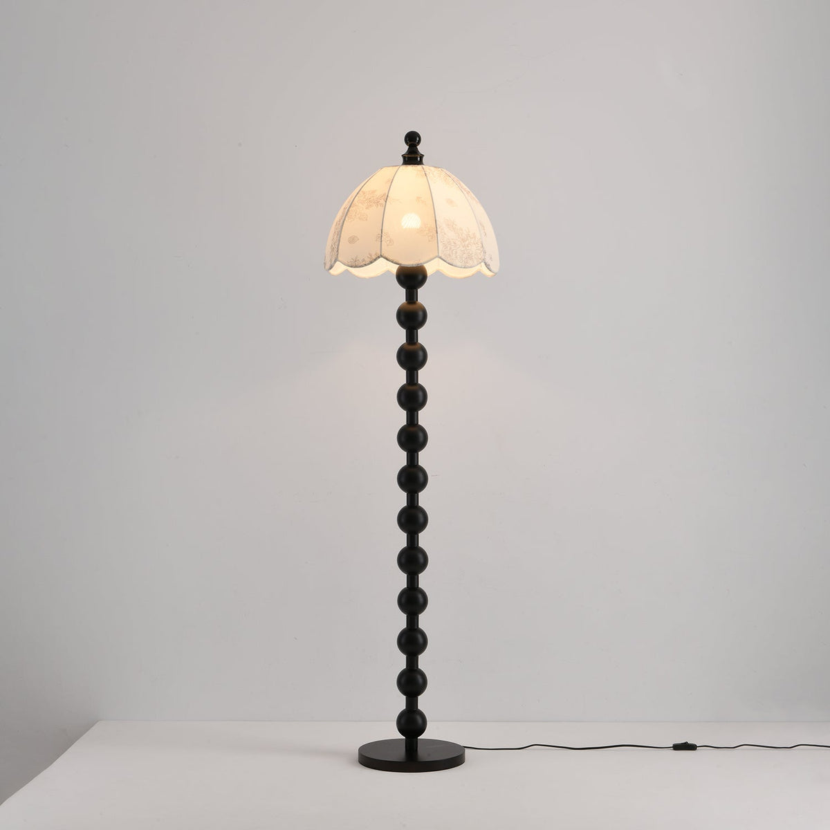 Seleraine moderne Stehleuchte