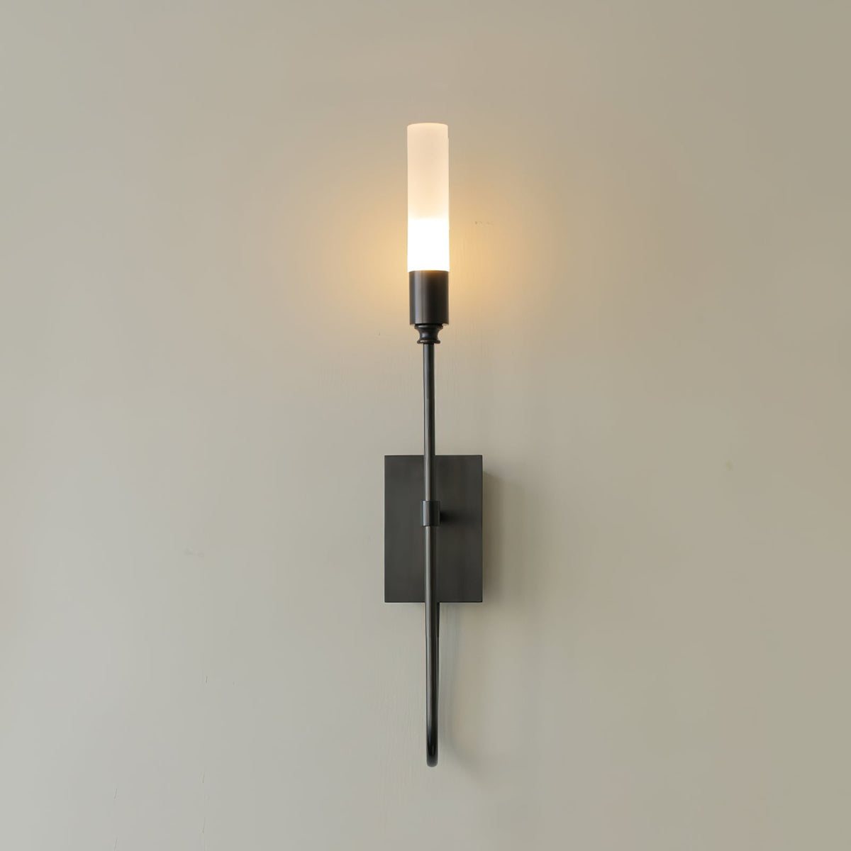 Yvori Wandleuchte Doppelstab Minimalistisch