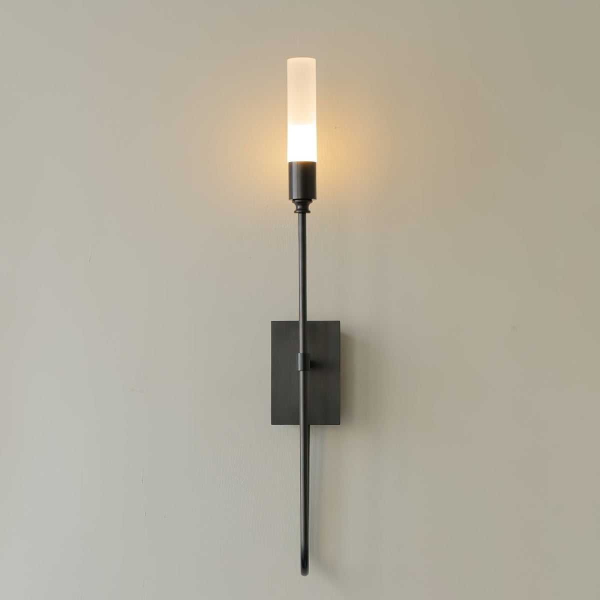 Yvori Wandleuchte Doppelstab Minimalistisch