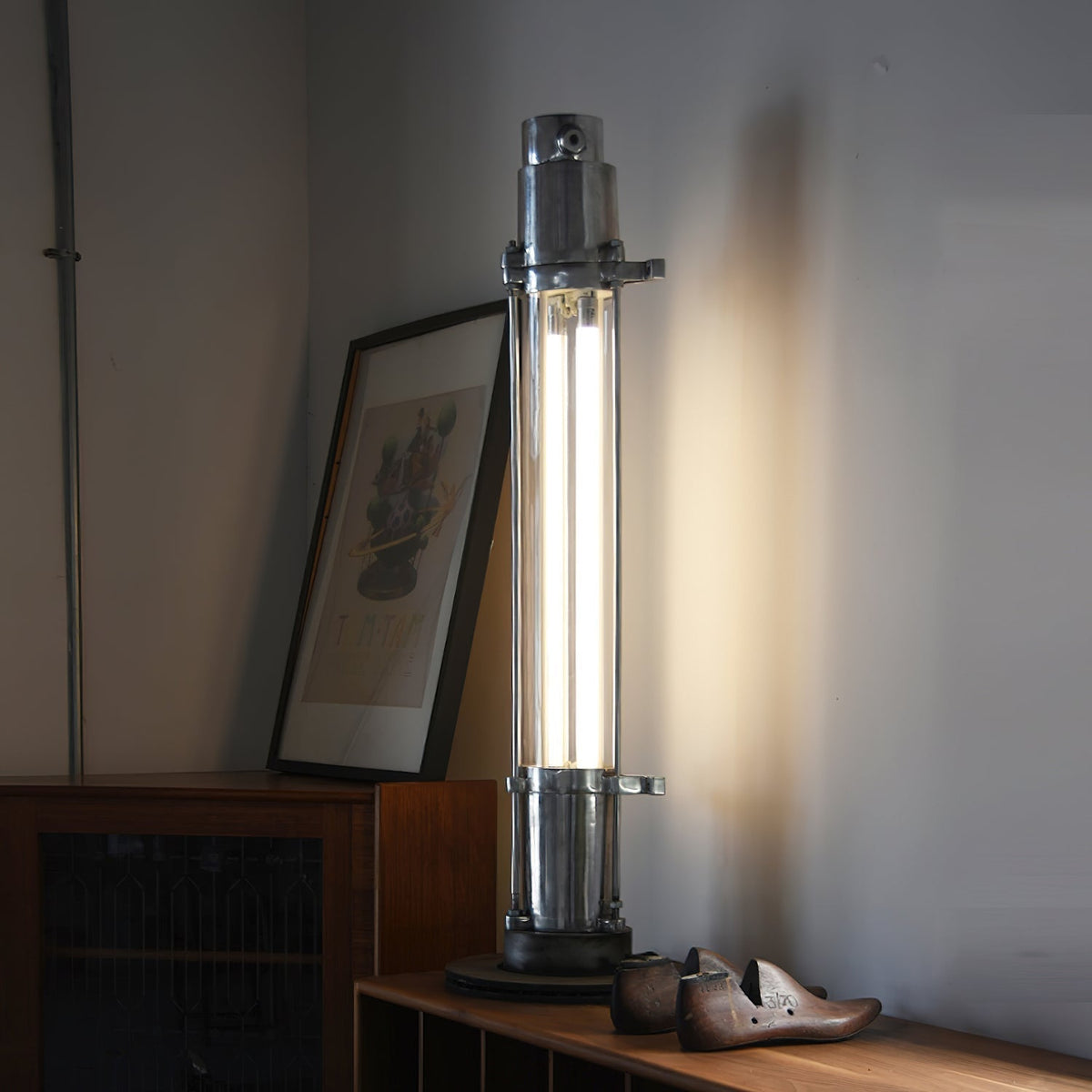Stiletto Tischlampe