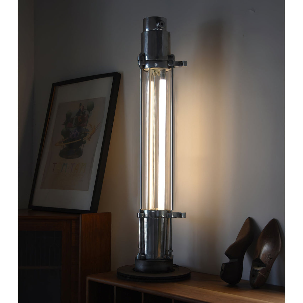 Stiletto Tischlampe