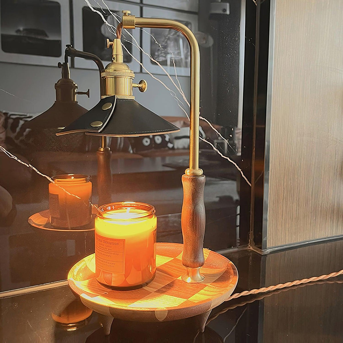 Cadorir Industrielle Tischleuchte aus Leder