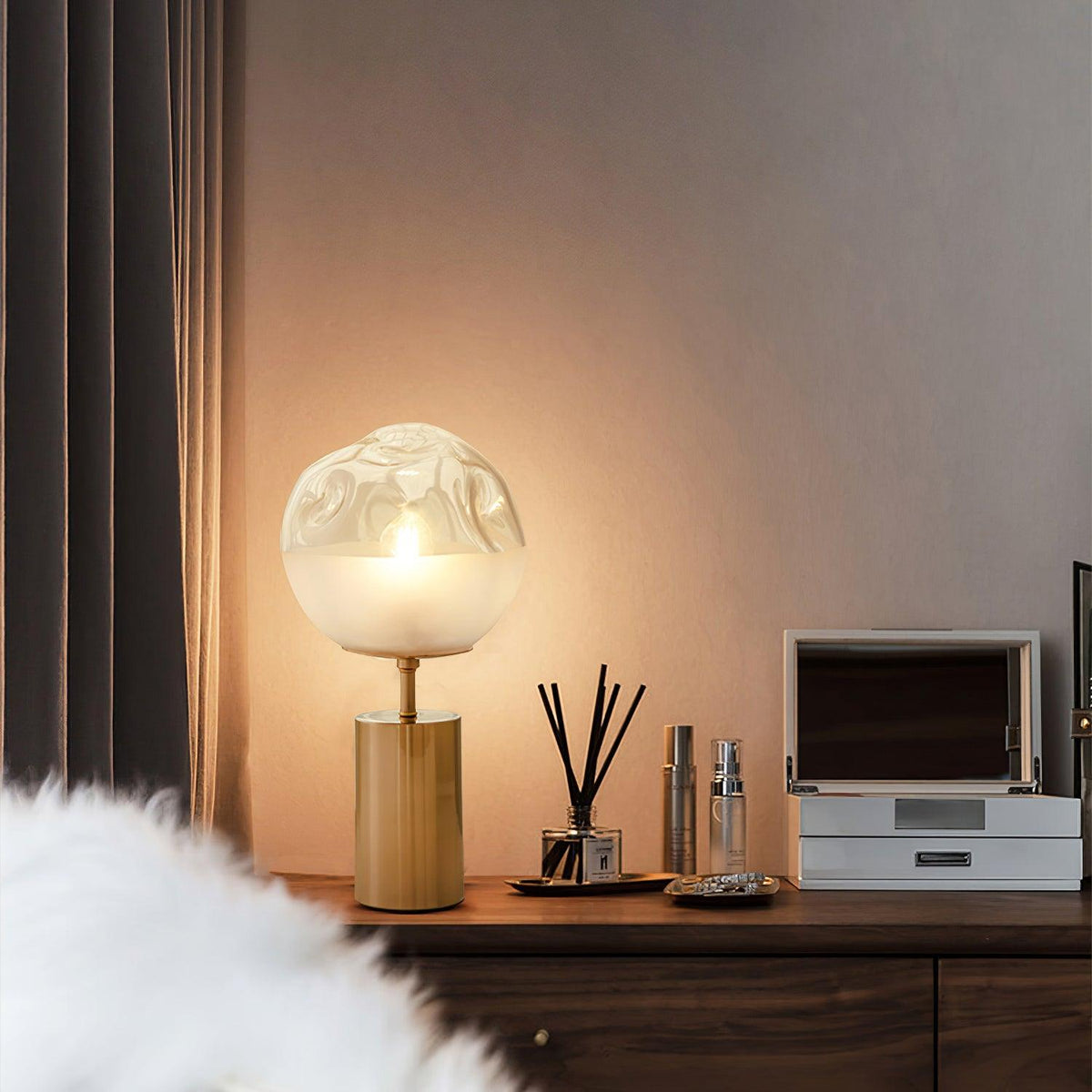 Aurea Classic Tischleuchte aus Glas