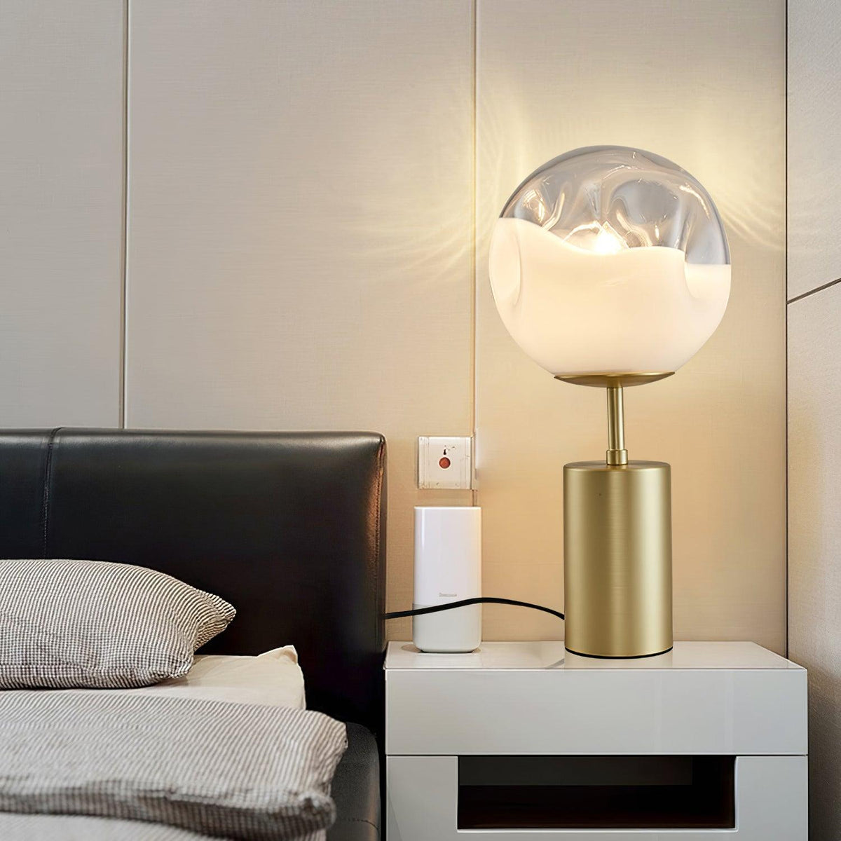 Aurea Classic Tischleuchte aus Glas