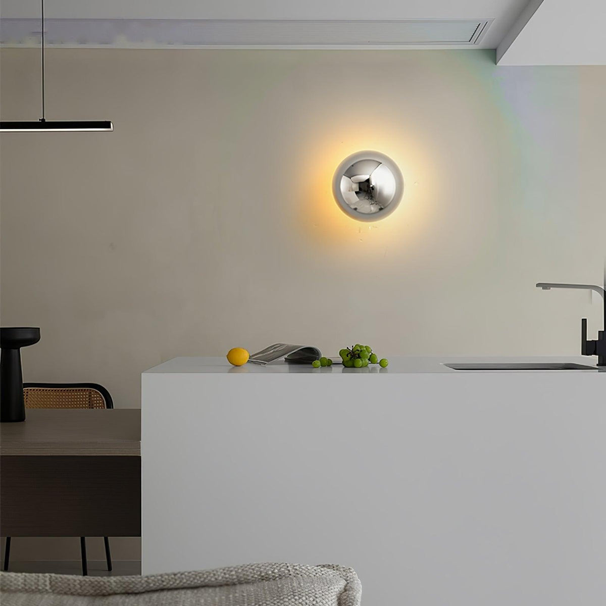 Virixy moderne minimalistische Wandleuchte mit Kugelschirm