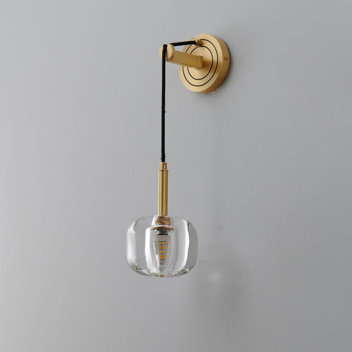 Zodorila zeitgenössische minimalistische Wandleuchte aus Kristall