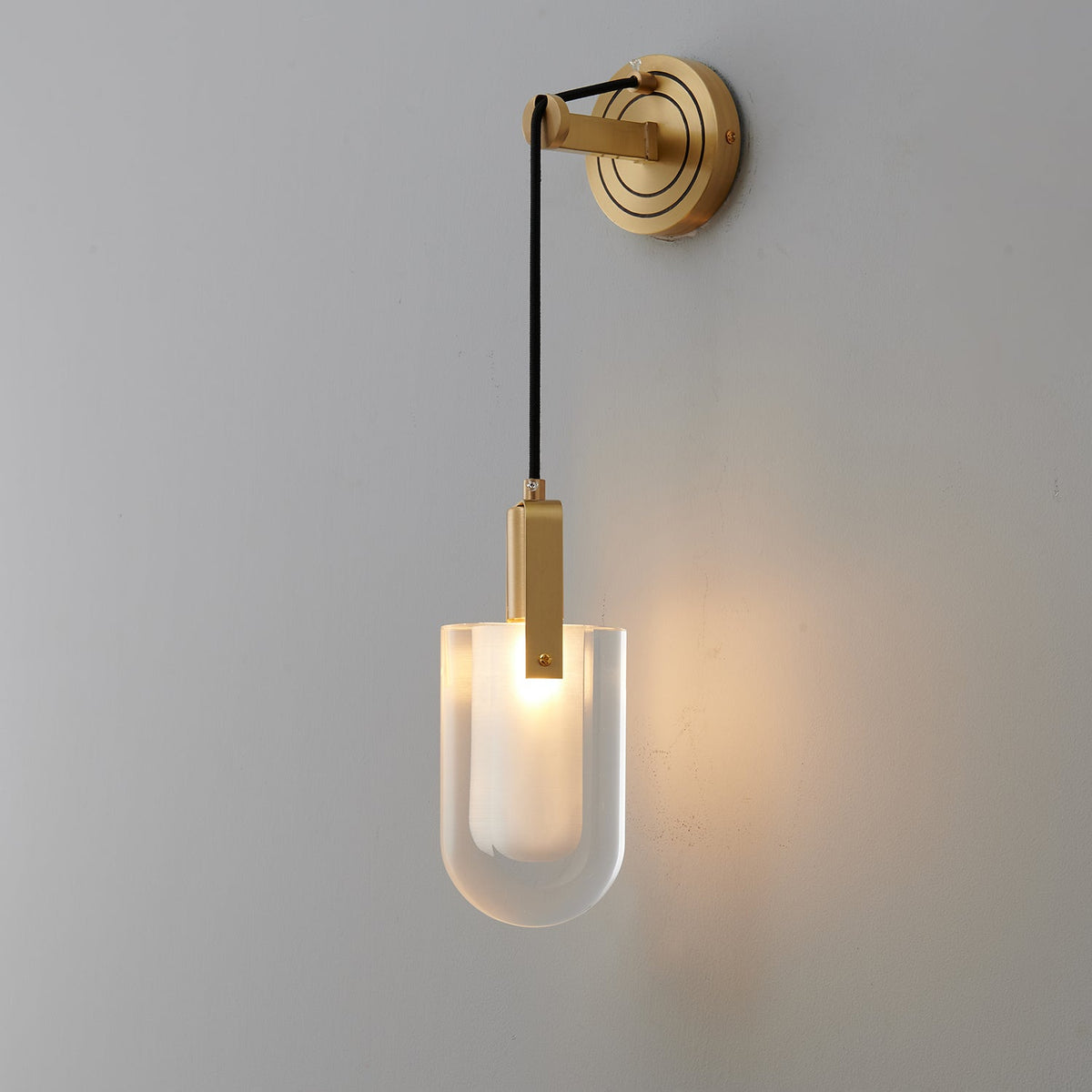 Zodorila zeitgenössische minimalistische Wandleuchte aus Kristall