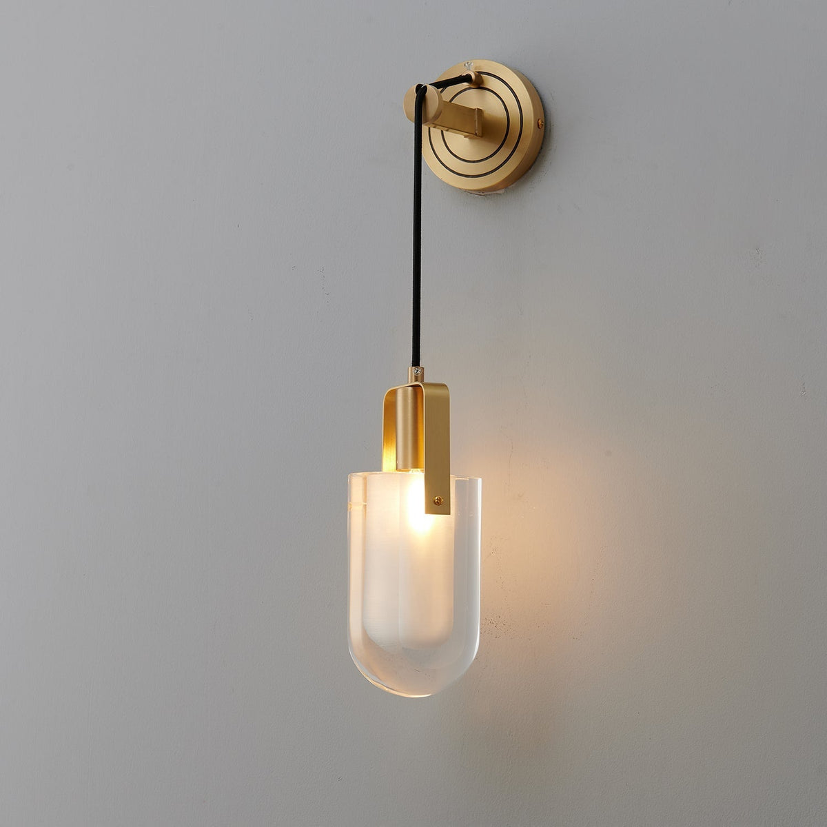 Zodorila zeitgenössische minimalistische Wandleuchte aus Kristall