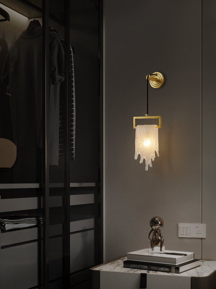 Zodorila zeitgenössische minimalistische Wandleuchte aus Kristall