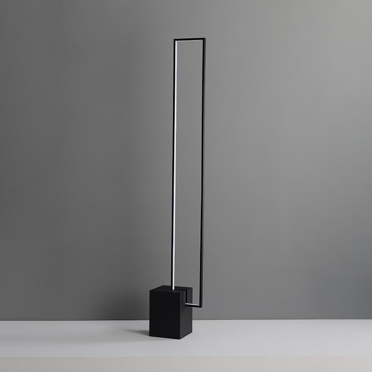 Keloza Aluminium-Stehleuchte