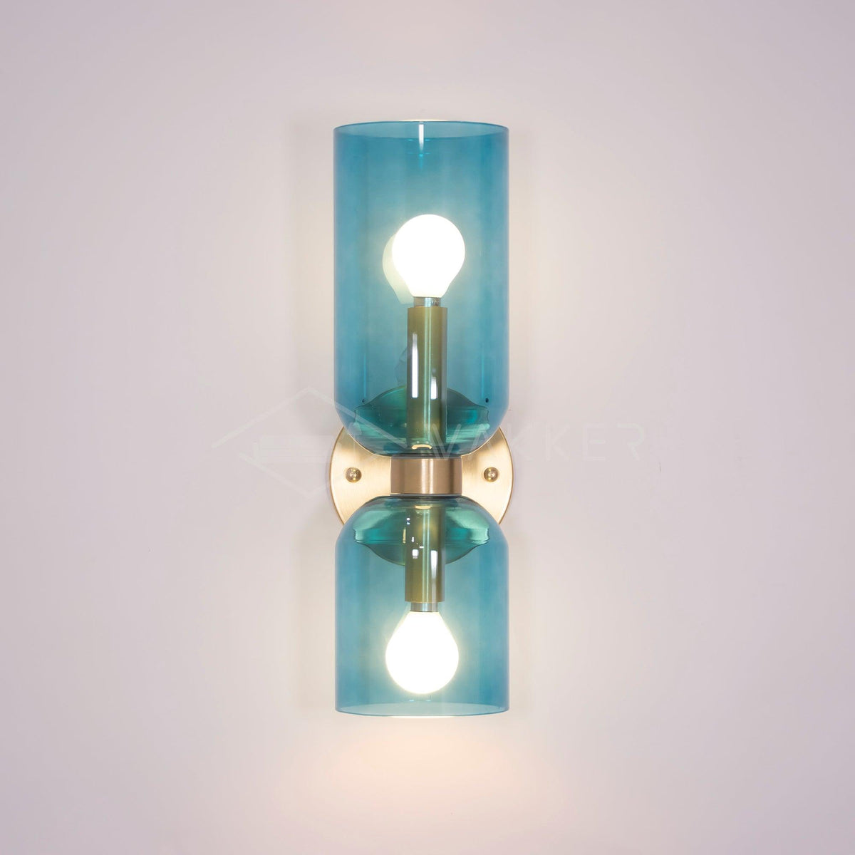 Bryn zeitgenössische minimalistische Wandleuchte aus Glas