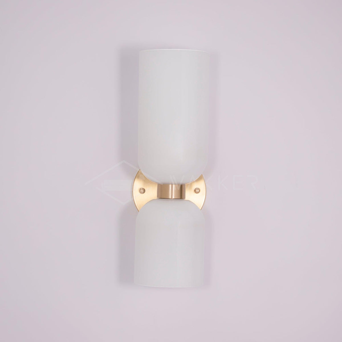 Bryn zeitgenössische minimalistische Wandleuchte aus Glas