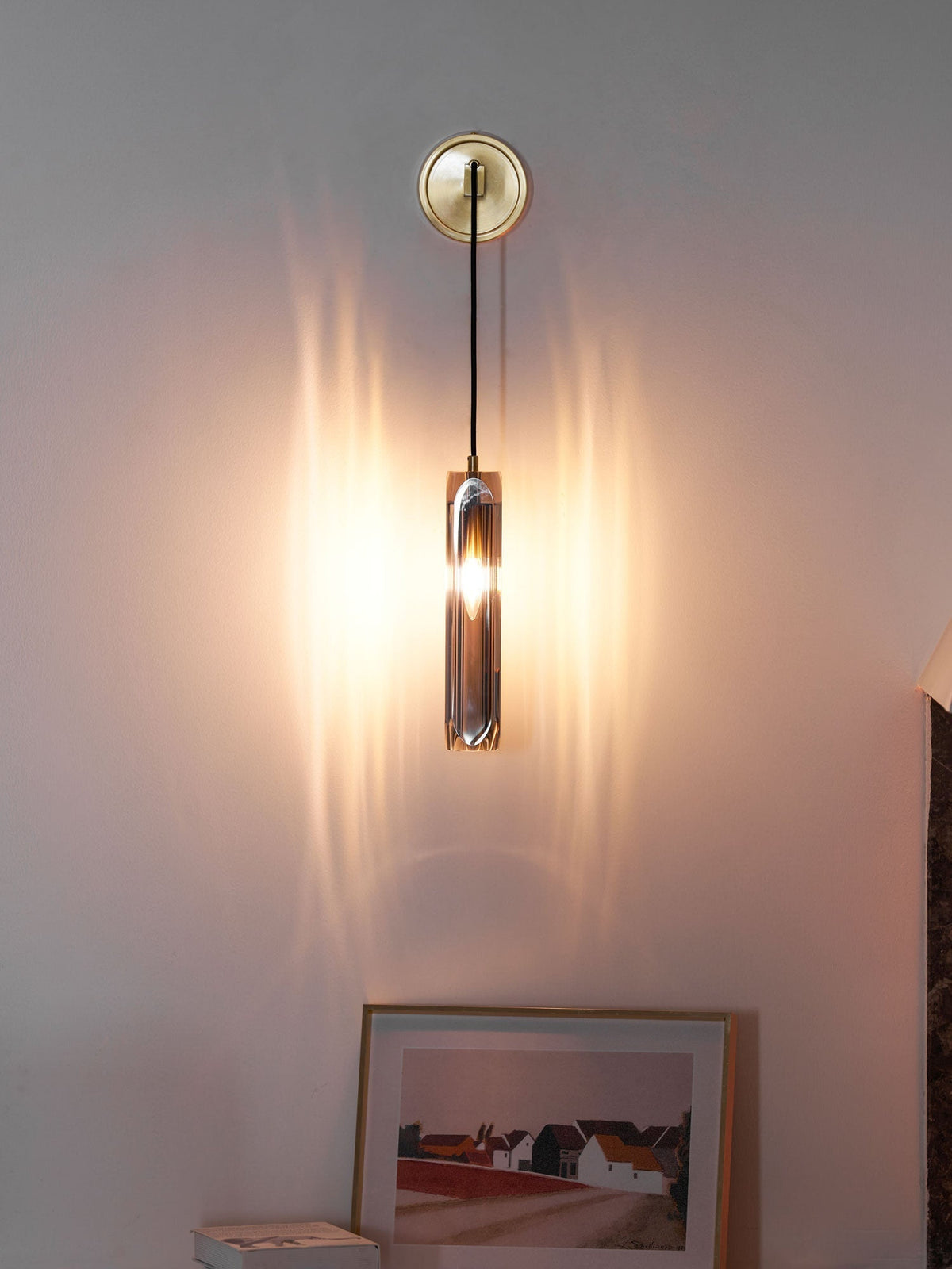 Zodorila zeitgenössische minimalistische Wandleuchte aus Kristall