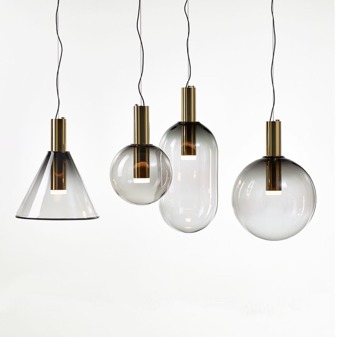 Aeris Minimalistische Pendelleuchte aus Glas