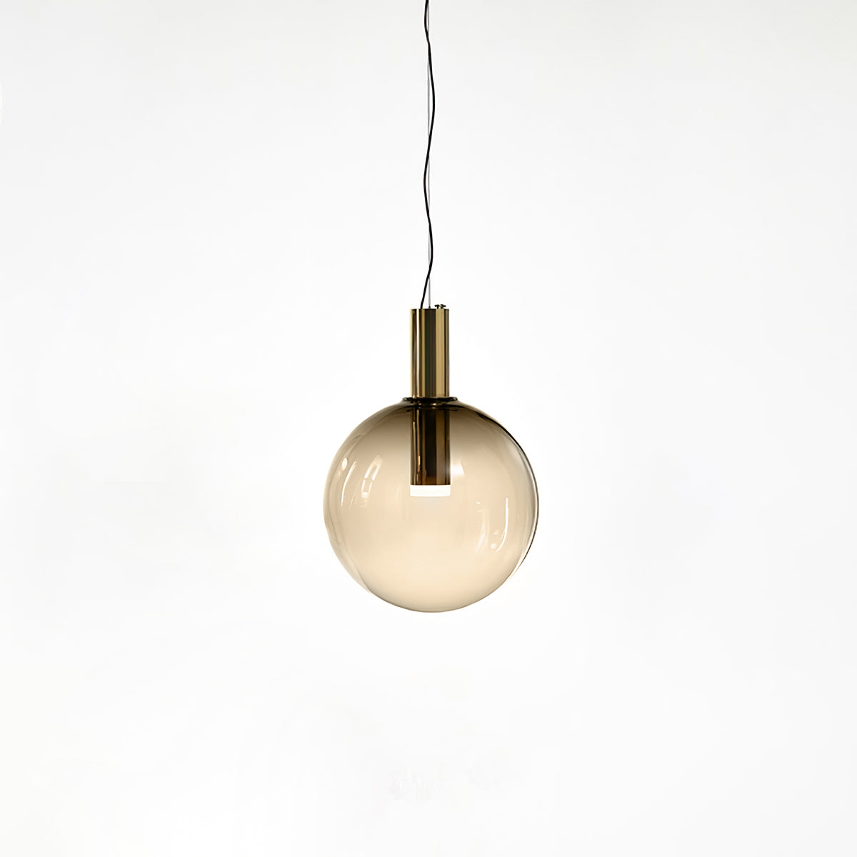 Aeris Minimalistische Pendelleuchte aus Glas