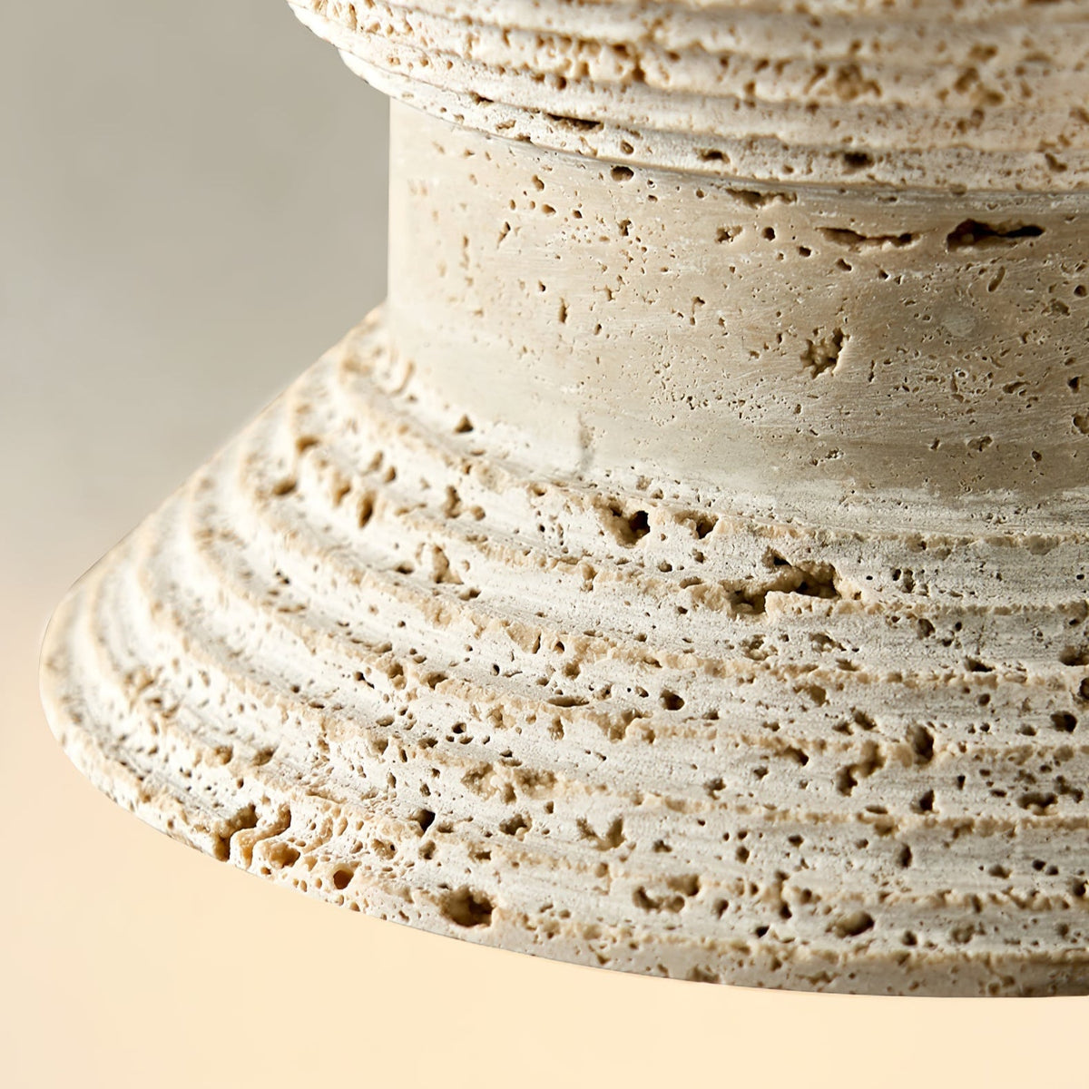 Nyrd Travertine Pendelleuchte