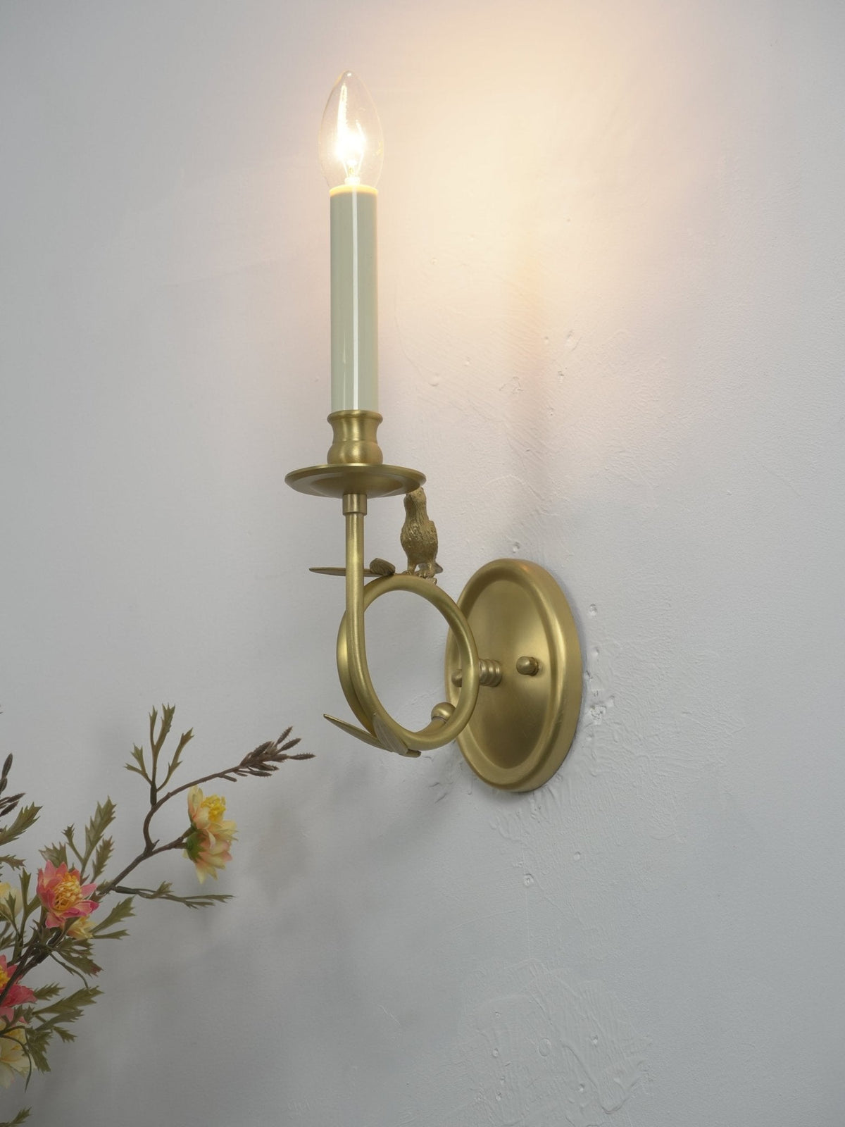 Jexdo elegante Wandleuchte in Messing