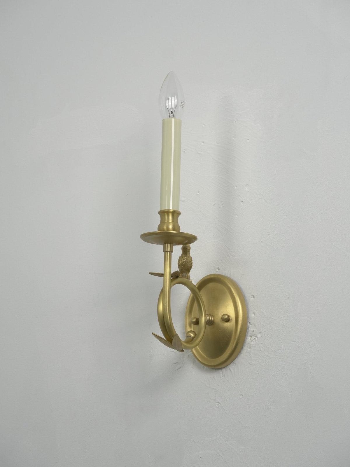 Jexdo elegante Wandleuchte in Messing