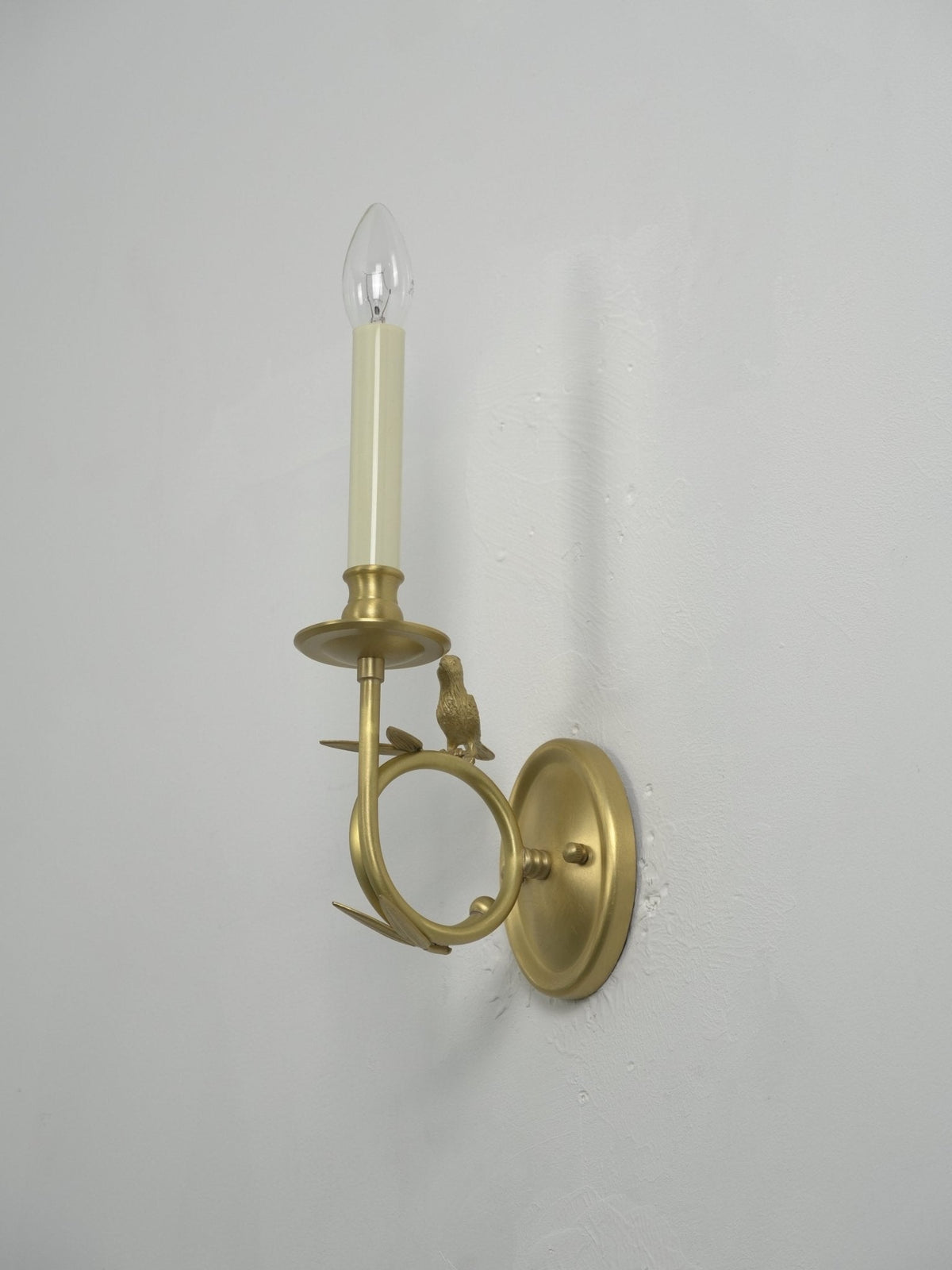 Jexdo elegante Wandleuchte in Messing