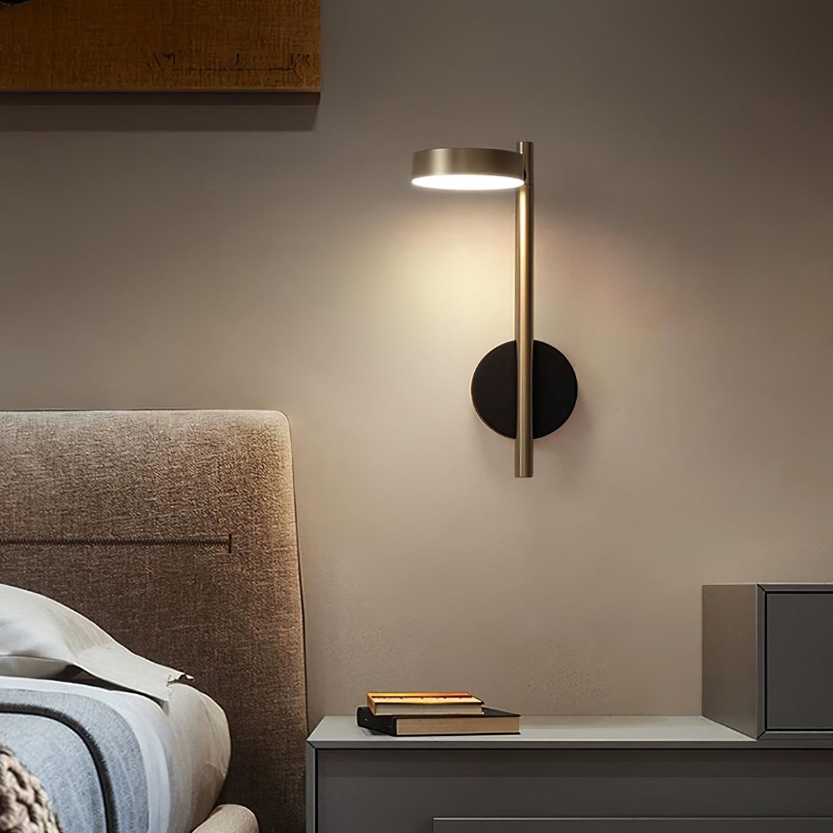 Umirarae zeitgenössische minimalistische Wandleuchte