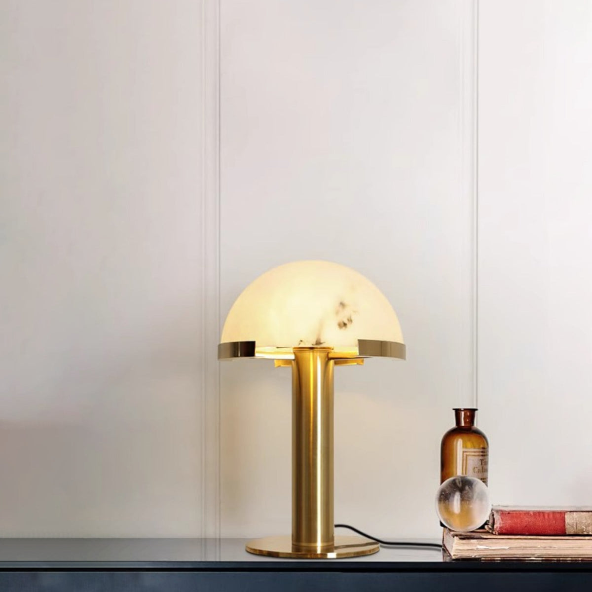 Keir Alabaster-Tischlampe