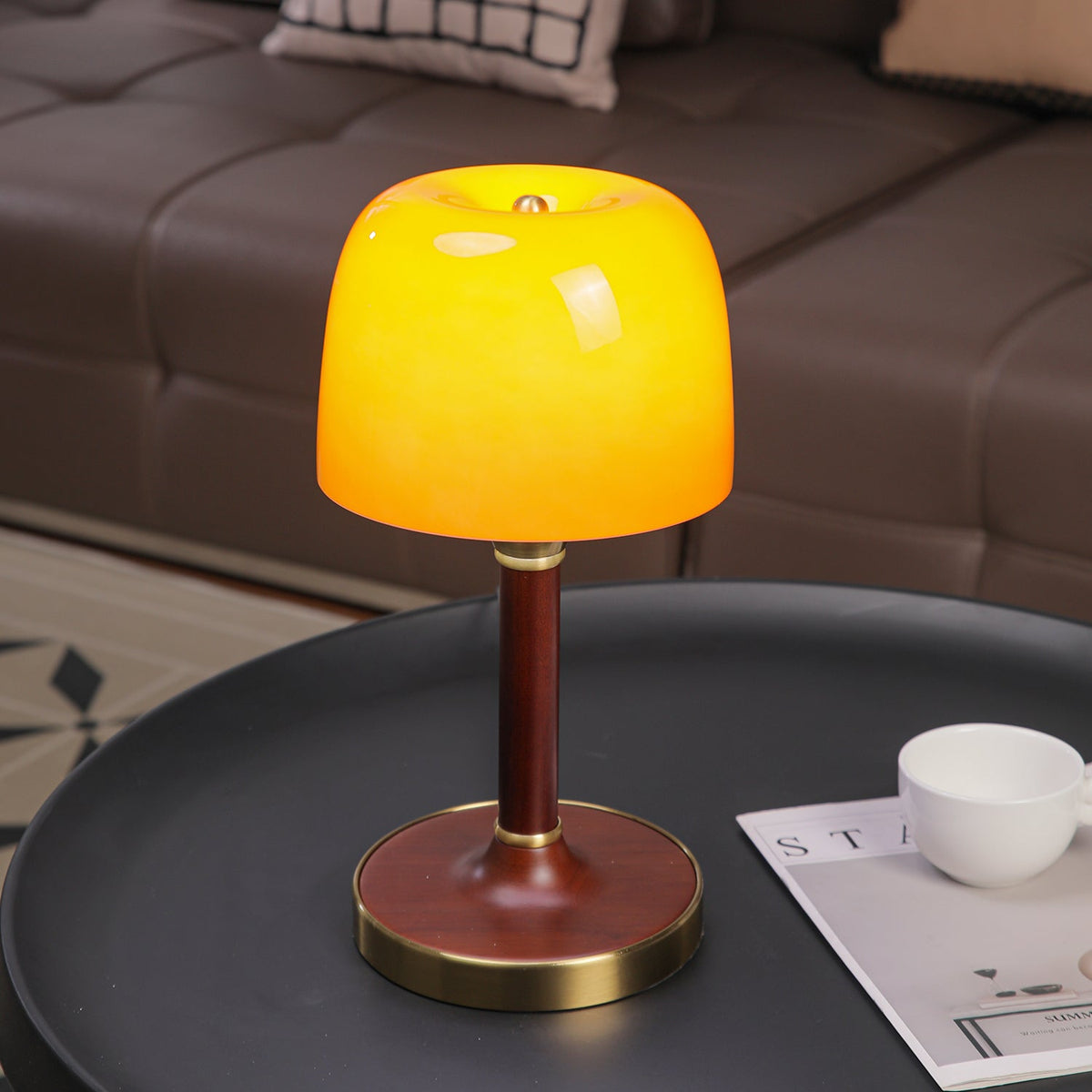 Rinariella Tischlampe aus Holz im Retro-Stil