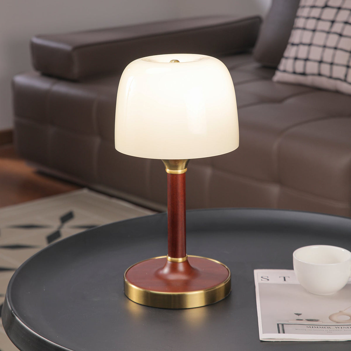 Rinariella Tischlampe aus Holz im Retro-Stil