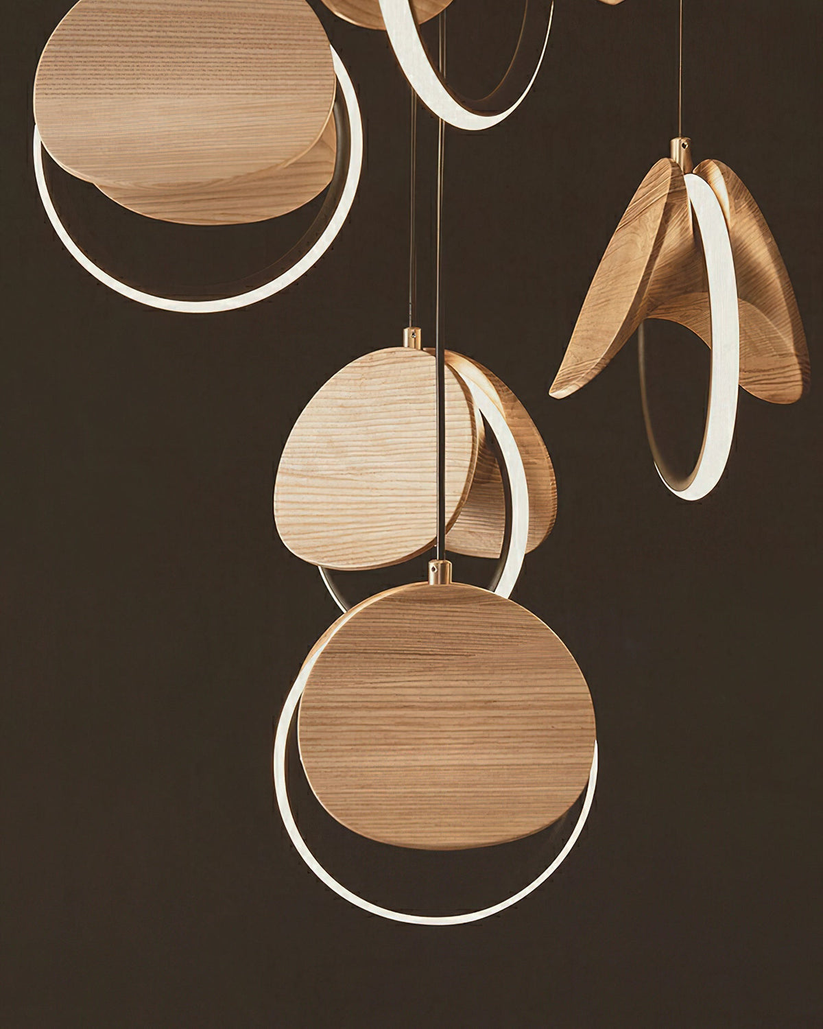 Avvelen Geometrische Pendelleuchte aus Holz