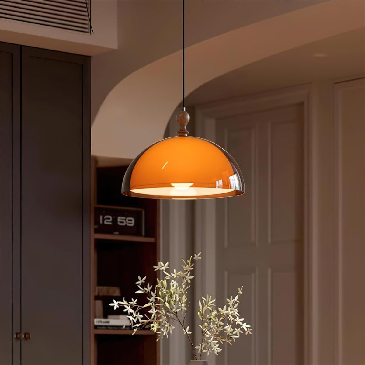 Vika Pendelleuchte mit Schwenkarmlampe