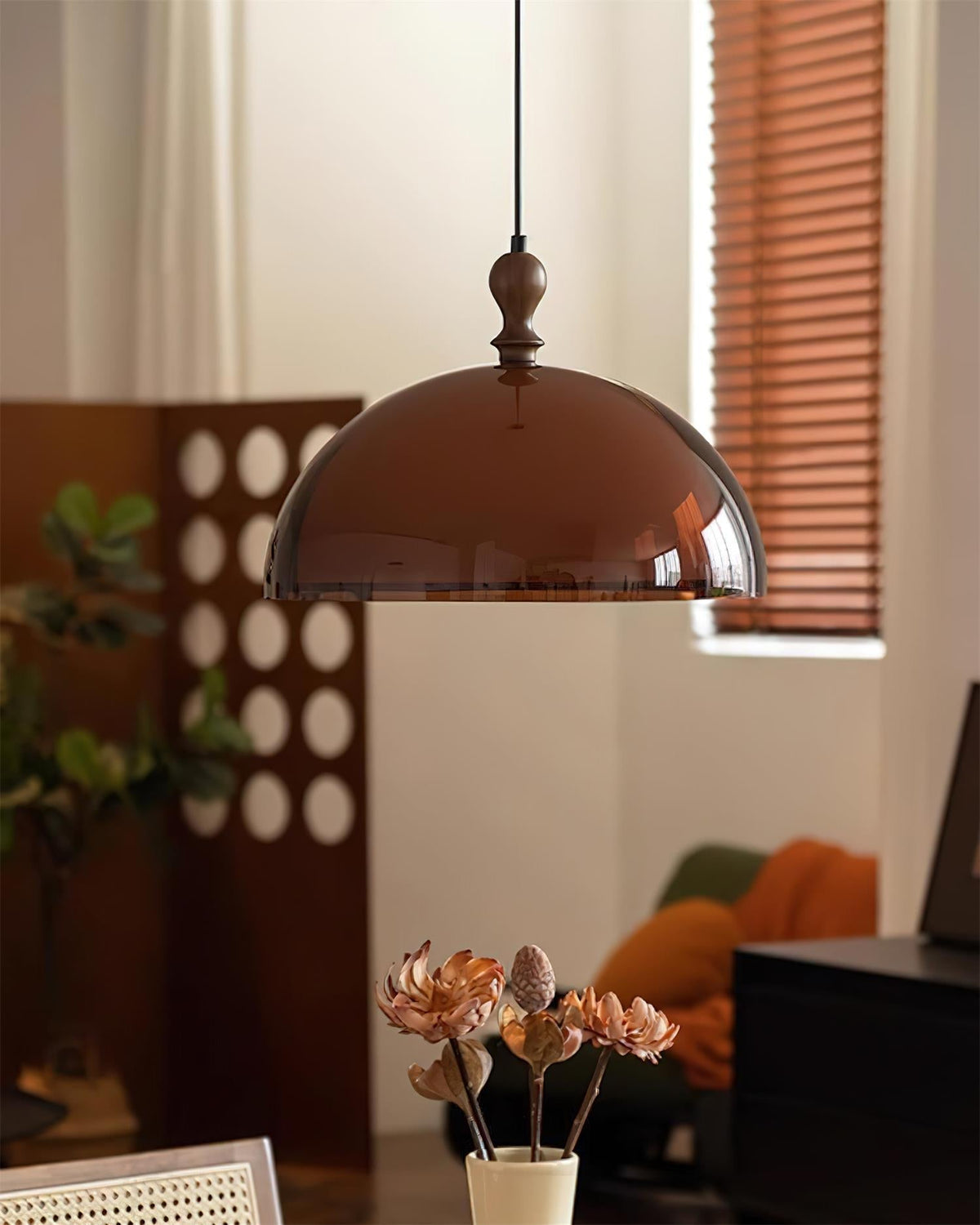 Vika Pendelleuchte mit Schwenkarmlampe