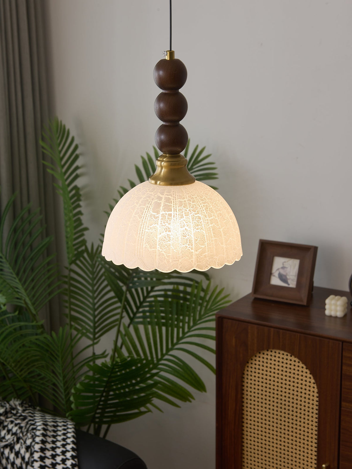 Avshaara Traditionelle Eleganz Vintage-Stoff-Holz-Pendelleuchte