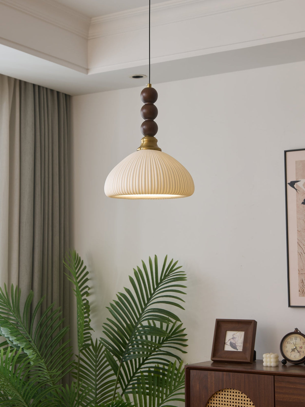 Avshaara Traditionelle Eleganz Vintage-Stoff-Holz-Pendelleuchte